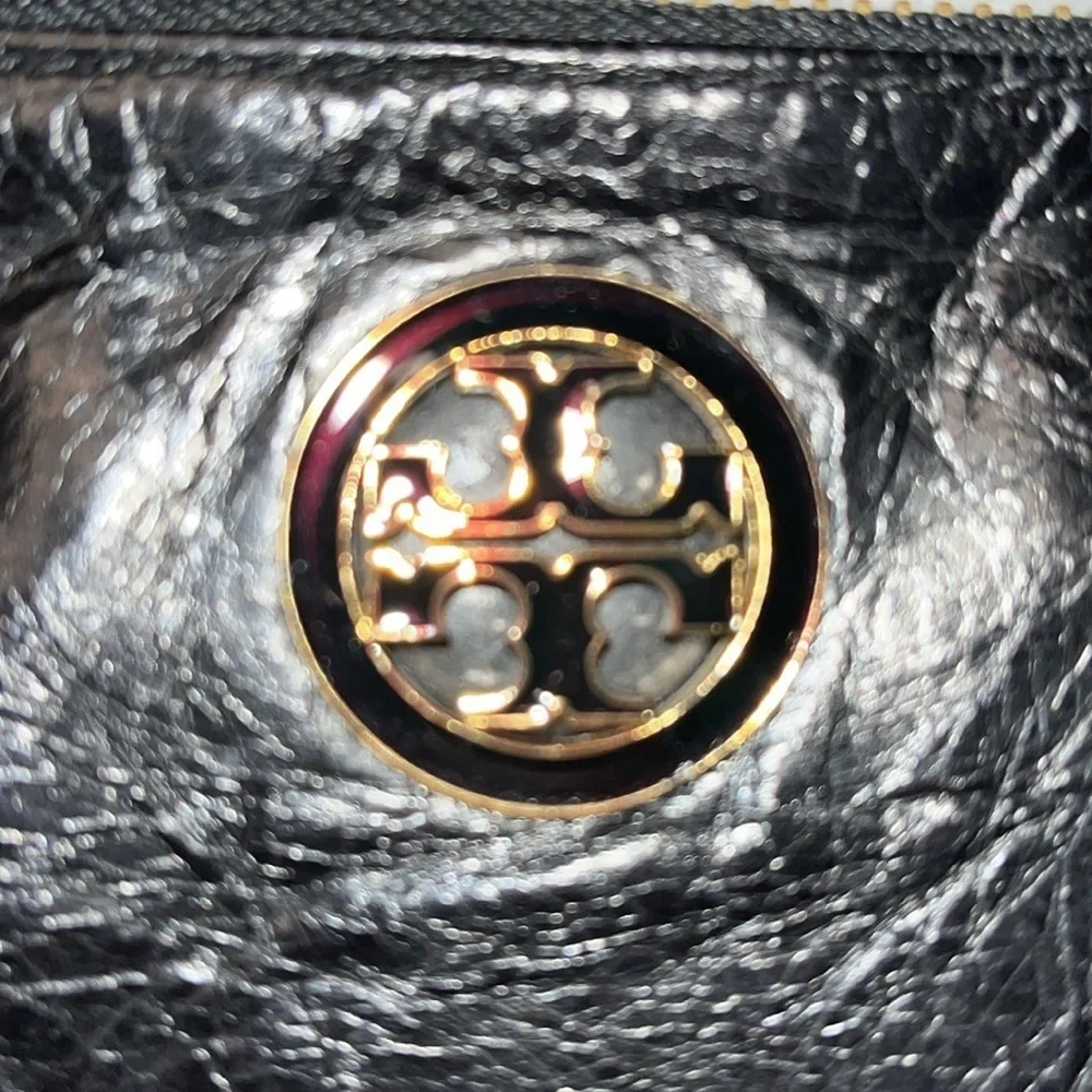 Tory Burch Wristlet wallet Black genuine crinkled leather Gold tone accents EUC